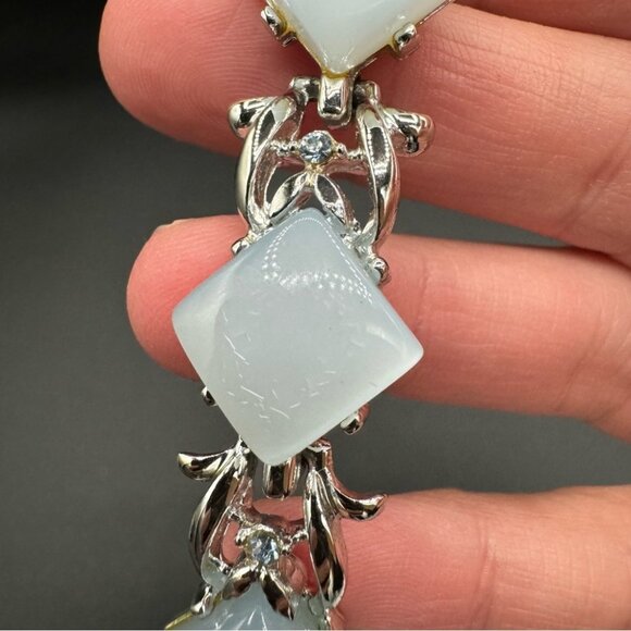 Vintage 1950s Coro Thermoset in Icy Blue Chunky Link Bracelet 7.5in - Picture 9 of 11